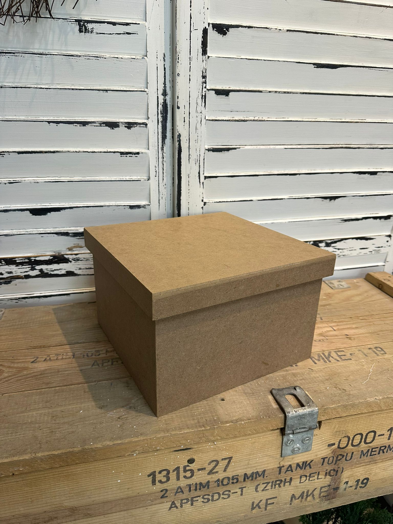 KARE KUTU KAPAKLI BÜYÜK