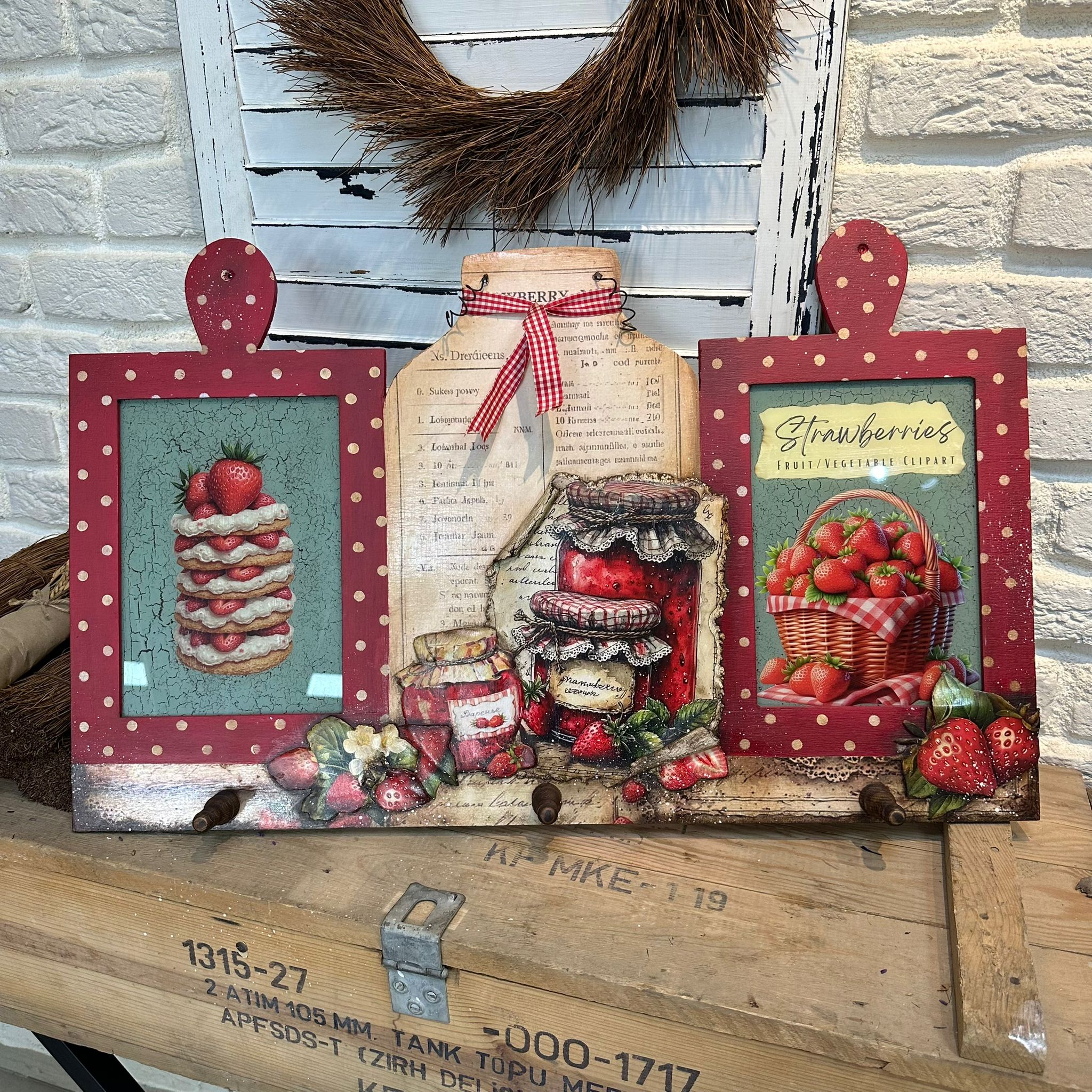 Çilek Mutfak Askılık